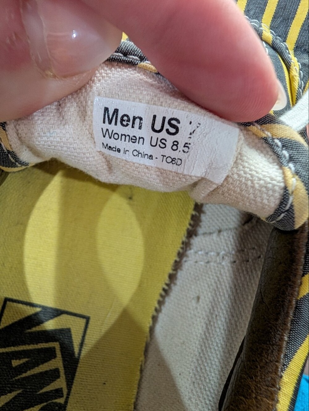 Vans Stripe Canvas Low-Top Sneakers in Yellow and Gray - Picture 7 of 8